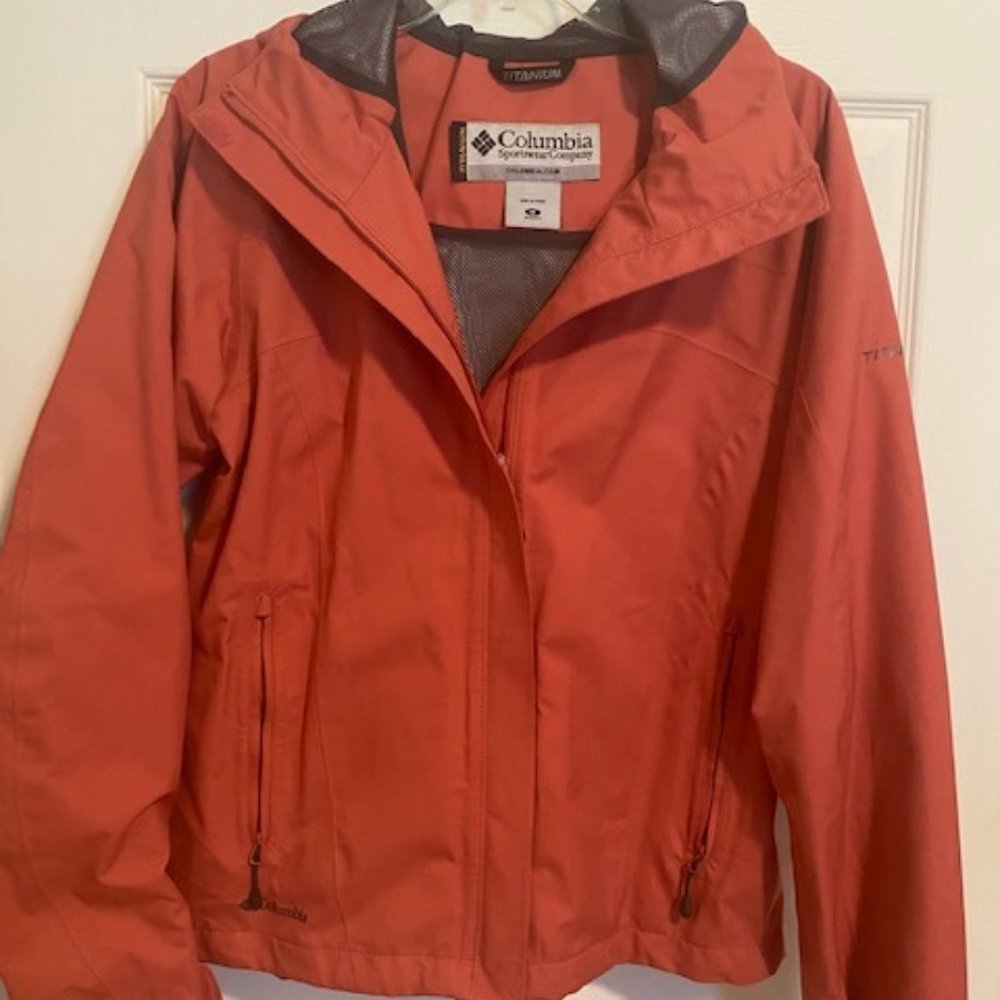 Columbia Titanium Rain Jacket - Medium - image 1